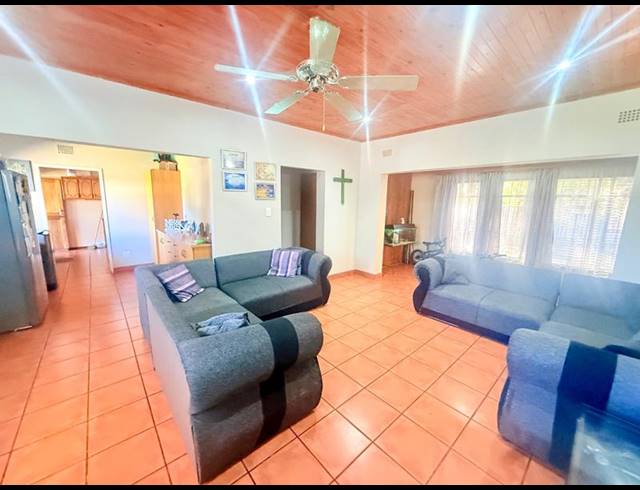 3 BEDROOM HOUSE FOR SALE IN VANDERBIJLPARK SE 1